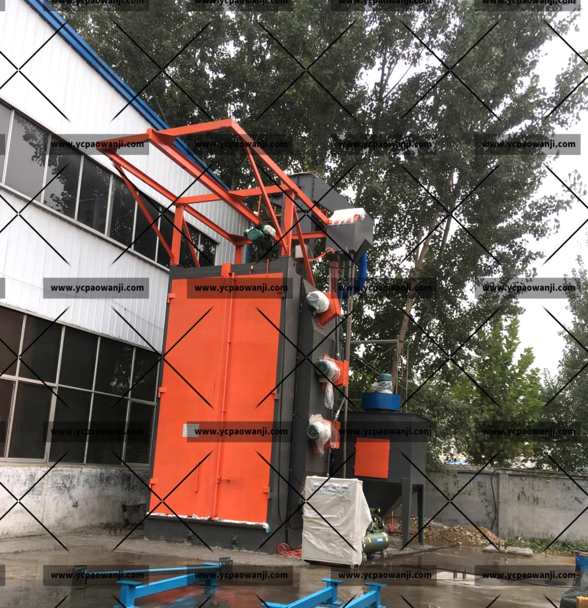 鹽城：Q37100吊鉤式拋丸機(jī)清理大型工件，重型工件效果